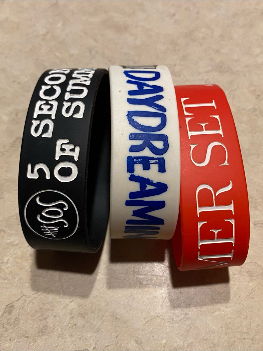 Y2K emo band bracelets paramore the summer set 5 seconds of summer set of 3